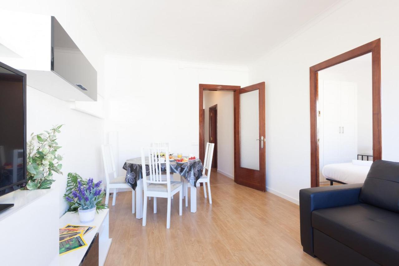 Sagrada Familia Lepant Apartment Barcelona Exterior photo